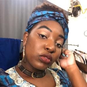 Meet your Posher, Erika